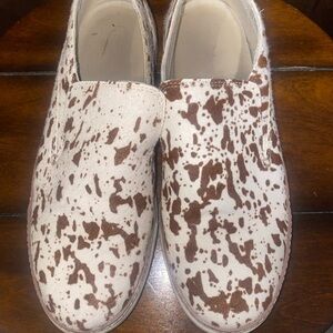 Steve Madden Brown and White Slip-On Shoes